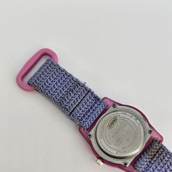 Timex Kids Watch 29MM White Dial Canvas Bands New Battery - Picture 8 of 11